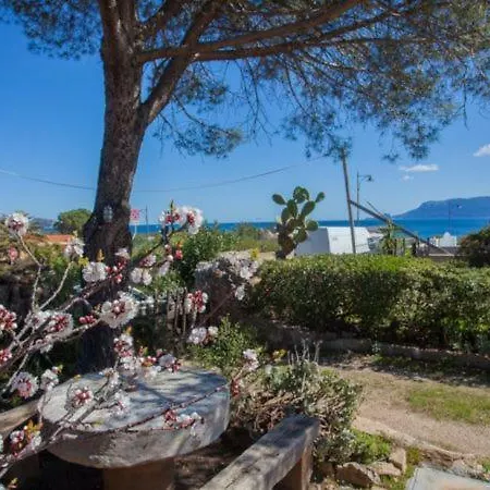 Σαλέ Pittulongu Chalet Sleeps 8 *