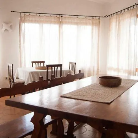 Pittulongu Chalet Sleeps 8 * Όλμπια